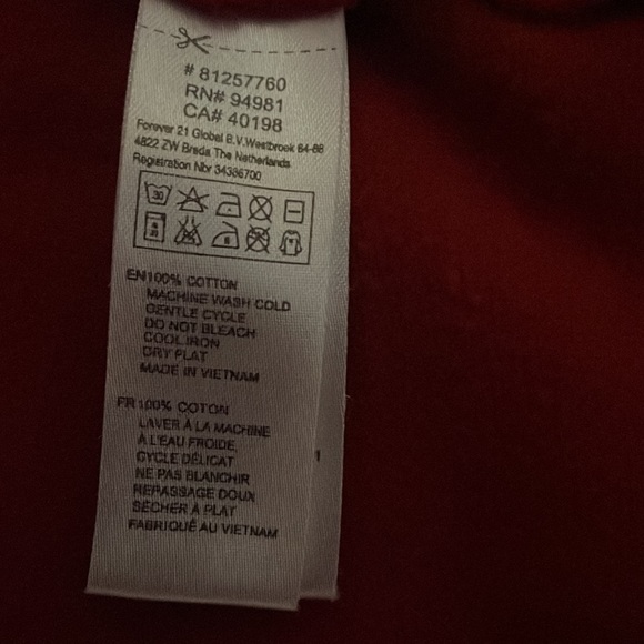 Forever 21 zipped red sweater. - Picture 3 of 3